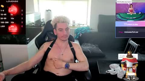 Rayzel online show from 07-03-26, 03:18