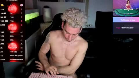 Snapshot of rayzel_white chatting on 07-06-26, 01:02 Rayzel White online show from 07-06-26, 01:02