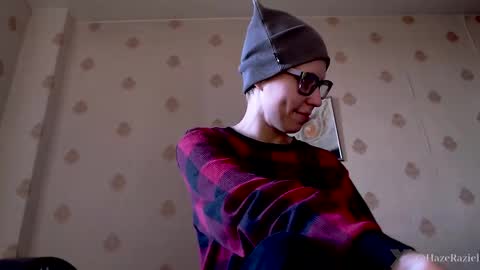  Yrriel Strife Candy-Demon Caveboy mr. Cringe   online show from 09-19-25, 02:40