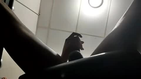 Snapshot of razor20221 chatting on 02-05-25, 02:37 razor20221 online show from 02-05-25, 02:37