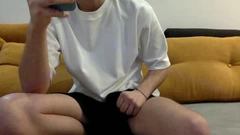 Snapshot of razvycu chatting on 01-22-25, 09:57 KingOfTransilvania online show from 01-22-25, 09:57