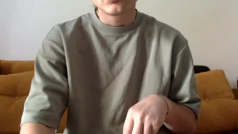 Snapshot of razvycu chatting on 03-11-25, 07:37 KingOfTransilvania online show from 03-11-25, 07:37