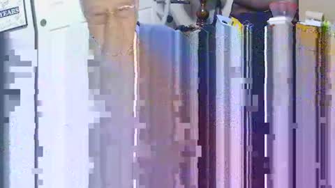 Snapshot of rb69er chatting on 06-05-26, 04:02 rb69er online show from 06-05-26, 04:02