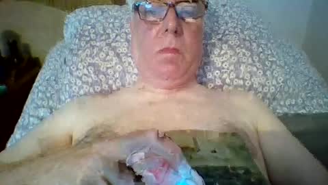 Snapshot of rbloed chatting on 06-15-26, 03:03 Jimmy online show from 06-15-26, 03:03