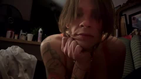 rcherrycola00 online show from 03-18-26, 09:01