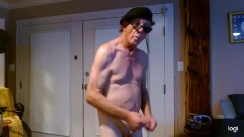 Snapshot of ready4aride2day chatting on 06-05-26, 11:16 ready4aride2day online show from 06-05-26, 11:16