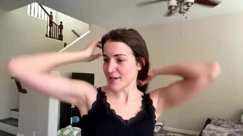 Snapshot of realbeccablair chatting on 05-17-26, 12:19 realbeccablair online show from 05-17-26, 12:19