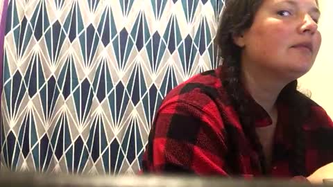 Snapshot of reallivepriestess chatting on 10-29-25, 03:58 RealLivePriestess333 online show from 10-29-25, 03:58