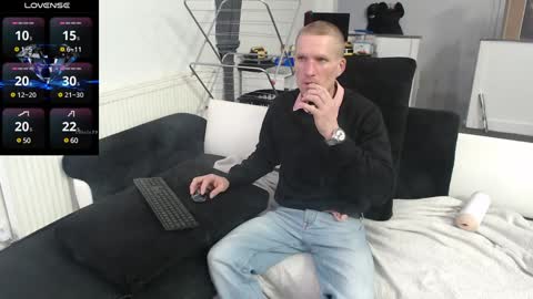 Snapshot of reallyman7 chatting on 01-28-25, 10:34 Ask me online show from 01-28-25, 10:34