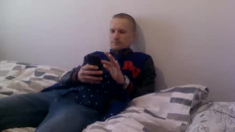 Snapshot of reallyman7 chatting on 04-13-26, 09:37 Ask me online show from 04-13-26, 09:37
