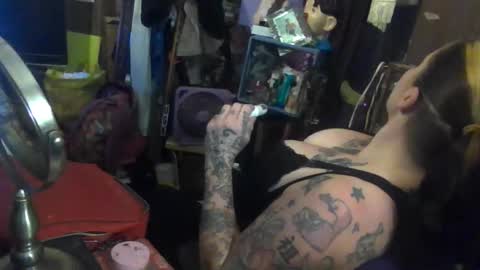 Snapshot of reallyredrum69th chatting on 06-08-26, 05:46 reallyredrum69th online show from 06-08-26, 05:46