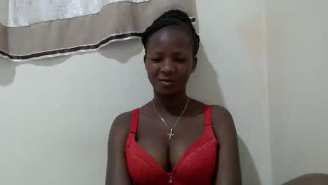 queen online show from 12-15-25, 05:01