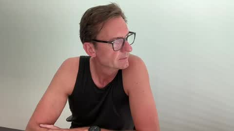 Snapshot of realstuff_ chatting on 08-03-26, 11:26 realstuff_ online show from 08-03-26, 11:26