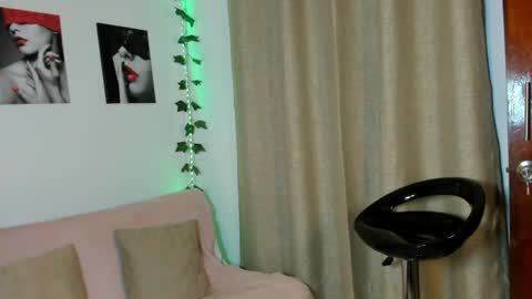 Snapshot of rebeca_marchetti chatting on 07-20-26, 08:44 Rebeca Marchetti online show from 07-20-26, 08:44