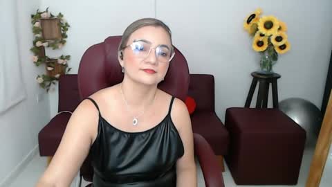 REBECA online show from 05-13-26, 01:30