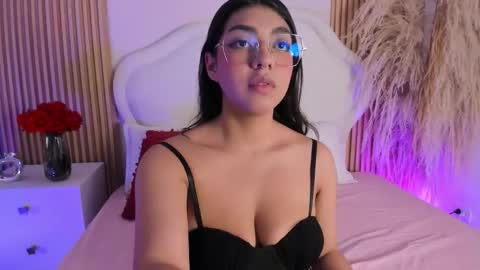 rebeca_taylor_ online show from 03-17-26, 03:11