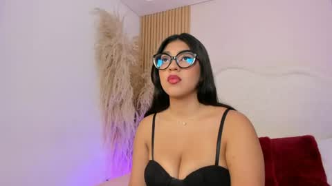 Snapshot of rebeca_taylor_ chatting on 06-18-26, 04:24 rebeca_taylor_ online show from 06-18-26, 04:24