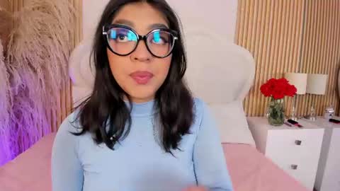 Snapshot of rebeca_taylor_ chatting on 06-19-26, 04:17 rebeca_taylor_ online show from 06-19-26, 04:17