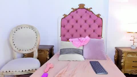 Rebeca Whatsson online show from 03-05-25, 02:23