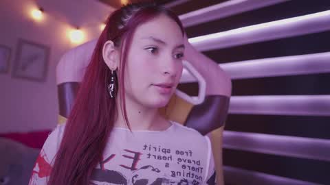 Rebeca  online show from 11-19-25, 01:44