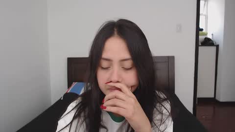 Snapshot of rebecca_collins chatting on 01-26-25, 10:13 Rebecca independent model online show from 01-26-25, 10:13