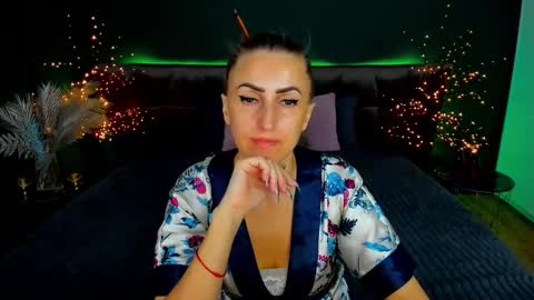 rebecca_diamonds online show from 10-01-25, 06:08