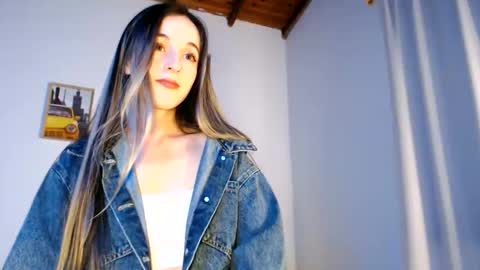 Snapshot of rebecca_johonsonn chatting on 05-24-26, 01:10 Becca Johnsoon online show from 05-24-26, 01:10