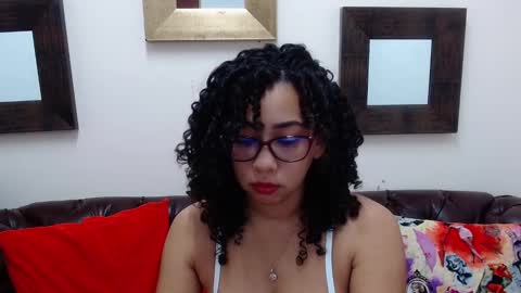 R E B E C A online show from 03-01-25, 12:01