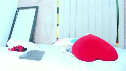 Rebecca online show from 10-04-25, 11:19