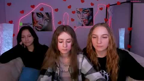 rebecca_smile_ online show from 02-12-26, 08:15