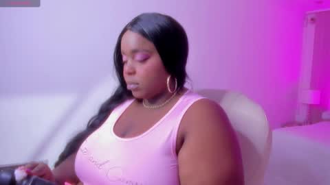 Snapshot of rebeka_spencer chatting on 02-21-25, 11:33 rebeka online show from 02-21-25, 11:33