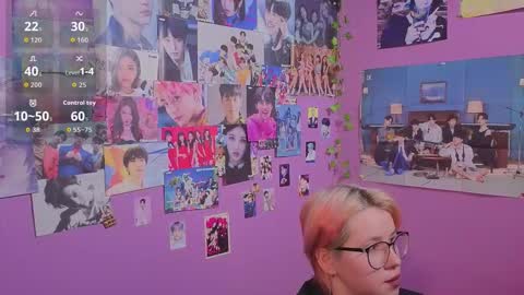 Lara online show from 02-22-26, 04:49