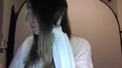 Snapshot of rebornrao chatting on 11-02-25, 11:18 Keely KeKe Kiwi online show from 11-02-25, 11:18