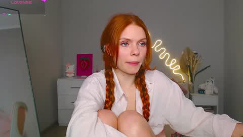 Snapshot of red__candy chatting on 02-11-25, 01:51 red__candy online show from 02-11-25, 01:51