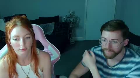 Snapshot of red_firesquirt chatting on 01-14-25, 09:41 Red - online show from 01-14-25, 09:41
