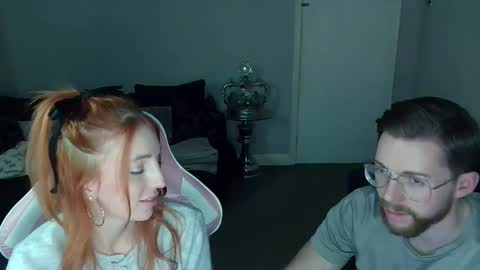 Snapshot of red_firesquirt chatting on 01-19-25, 09:02 Red - online show from 01-19-25, 09:02