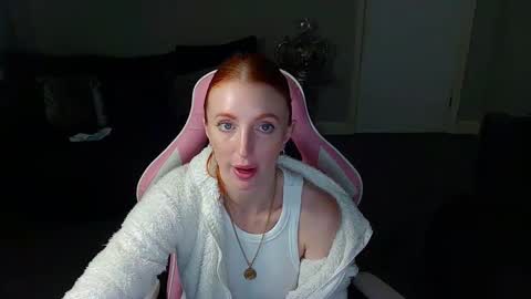 Snapshot of red_firesquirt chatting on 02-12-25, 02:54 Red - online show from 02-12-25, 02:54