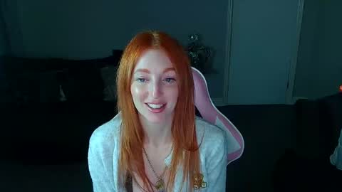 Snapshot of red_firesquirt chatting on 02-21-25, 02:59 Red - online show from 02-21-25, 02:59