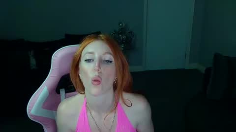 Snapshot of red_firesquirt chatting on 03-10-25, 08:56 Red - online show from 03-10-25, 08:56