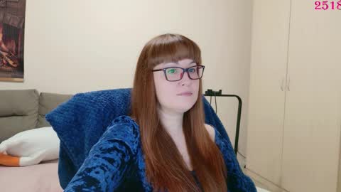 Lisa online show from 04-06-26, 12:17