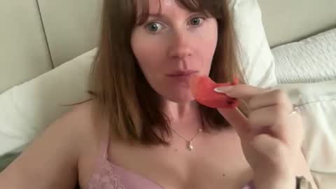 Rosie online show from 03-22-26, 02:09