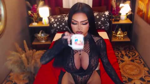 Snapshot of red_ivyy chatting on 10-28-25, 11:47 AsianRedivy online show from 10-28-25, 11:47