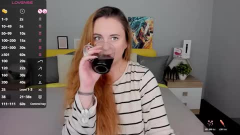 Lessy Fox online show from 10-26-25, 06:36