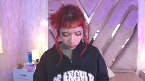 red_pandaa online show from 11-25-25, 03:17