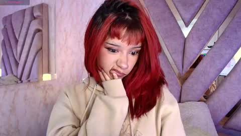 red_pandaa online show from 12-14-25, 04:40