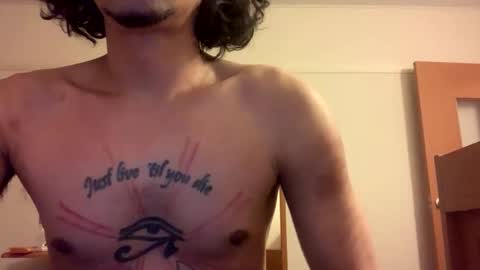 Snapshot of red_room420 chatting on 05-10-26, 02:55 red_room420 online show from 05-10-26, 02:55
