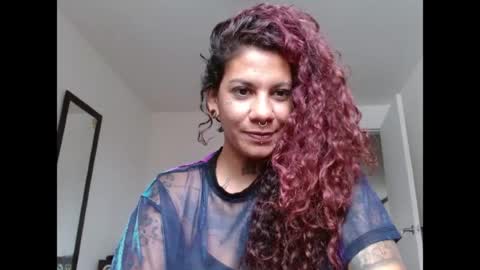 Instagram Valerie yourdream online show from 08-05-26, 03:37