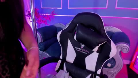     online show from 02-10-26, 11:36