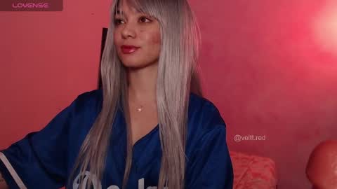 red_velvett0 online show from 03-31-26, 10:04