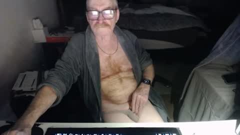 Red online show from 06-13-26, 07:17